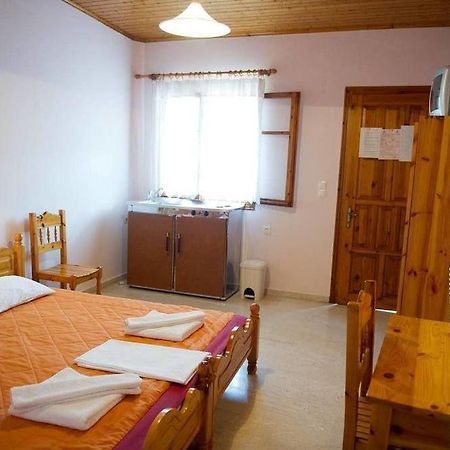 Geroulis Stefanos Studios Vasilikí Eksteriør bilde